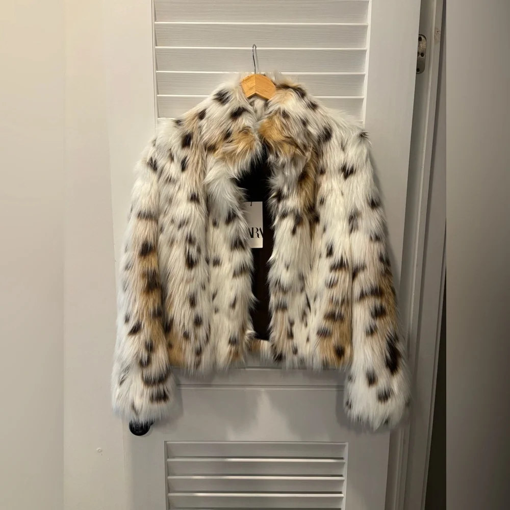 Zara White and Brown Faux Fur Jacket - Picture 6 of 13